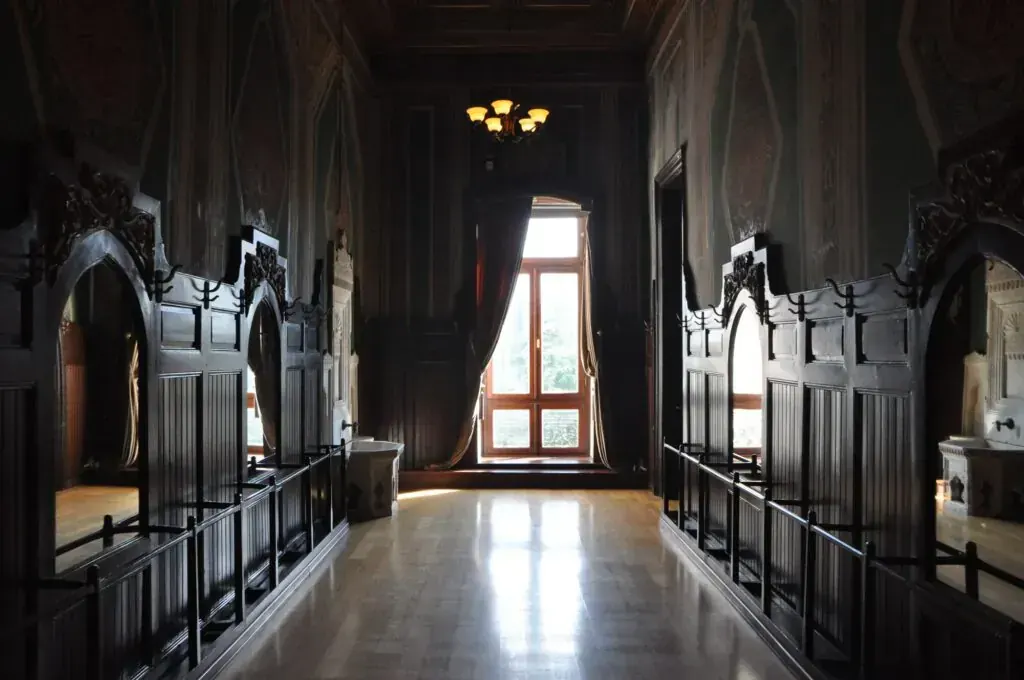 İstanbul Üniversitesi Rektörlük Binası 8