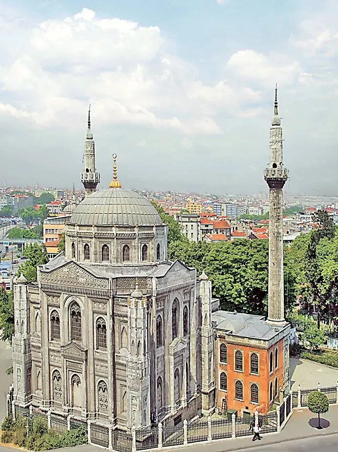Pertevniyal Vâlide Sultan Külliyesi 22