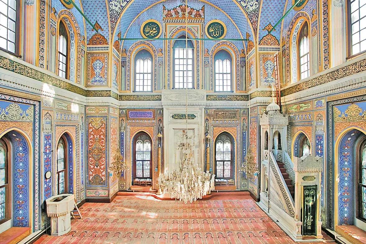 Pertevniyal Vâlide Sultan Külliyesi 23